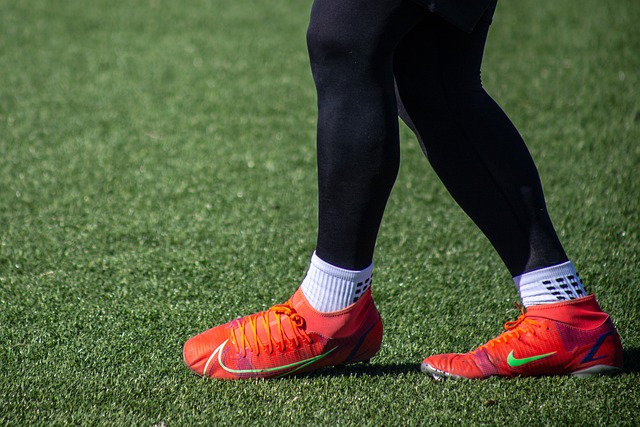 随着曼联1-1遭绝平，英超最新积分榜出炉：阿森纳一枝独秀